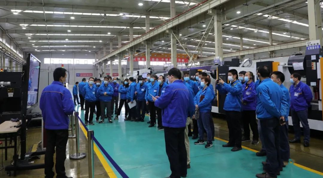 學(xué)比趕超 奮勇爭(zhēng)先丨秦川機(jī)床本部到寶雞機(jī)床開展交流學(xué)習(xí)