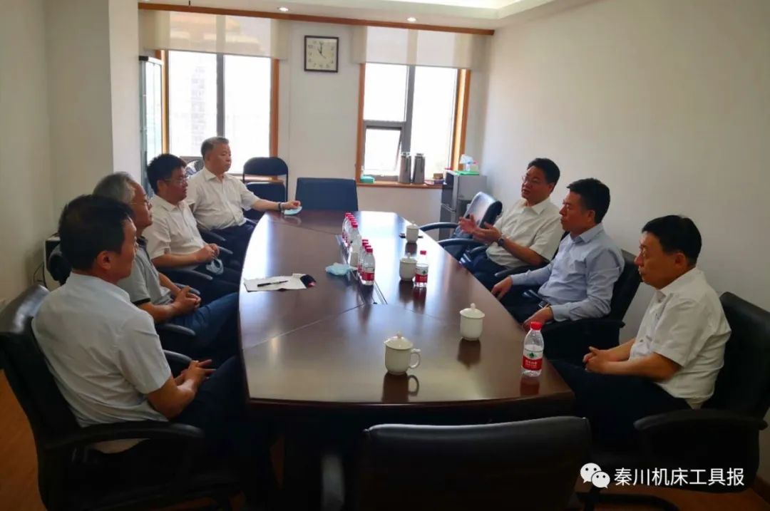 嚴(yán)鑒鉑董事長(zhǎng)拜訪中國(guó)機(jī)床工具工業(yè)協(xié)會(huì)、中國(guó)工程院